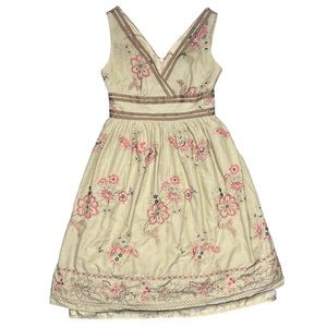 Signature by Robbie Bee tan floral embroidered cotton v-neck dress 4P
